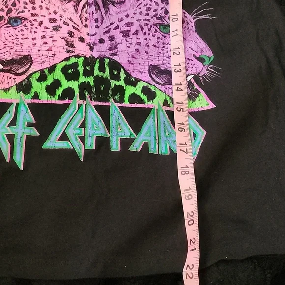 Def Leppard SM "Animal" Album Graphic Tee - Picture 8 of 10